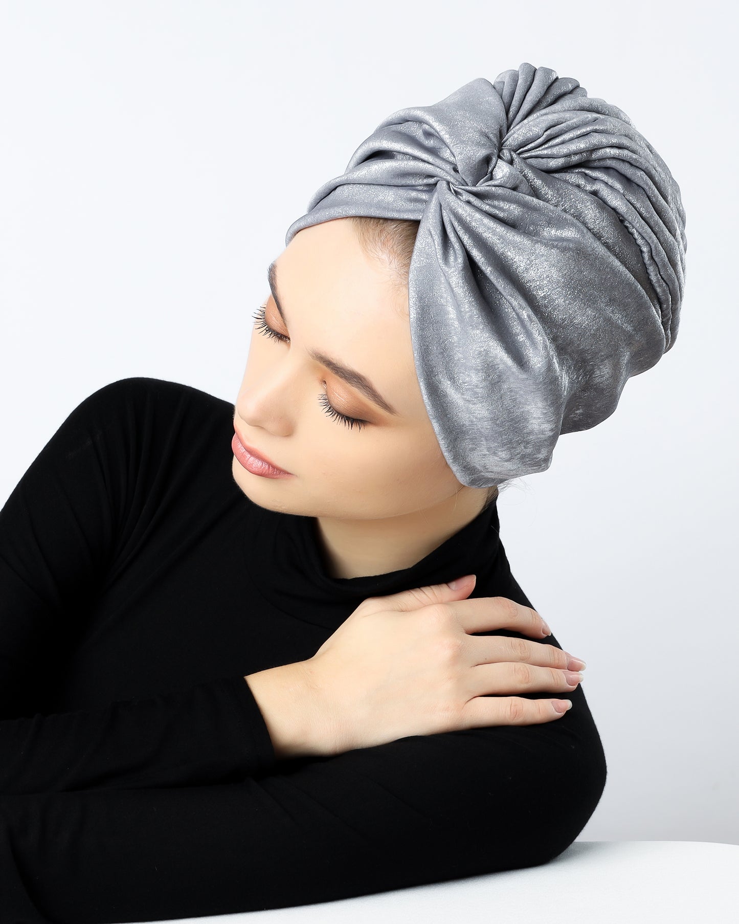 Glam Metallic twisted lines turban