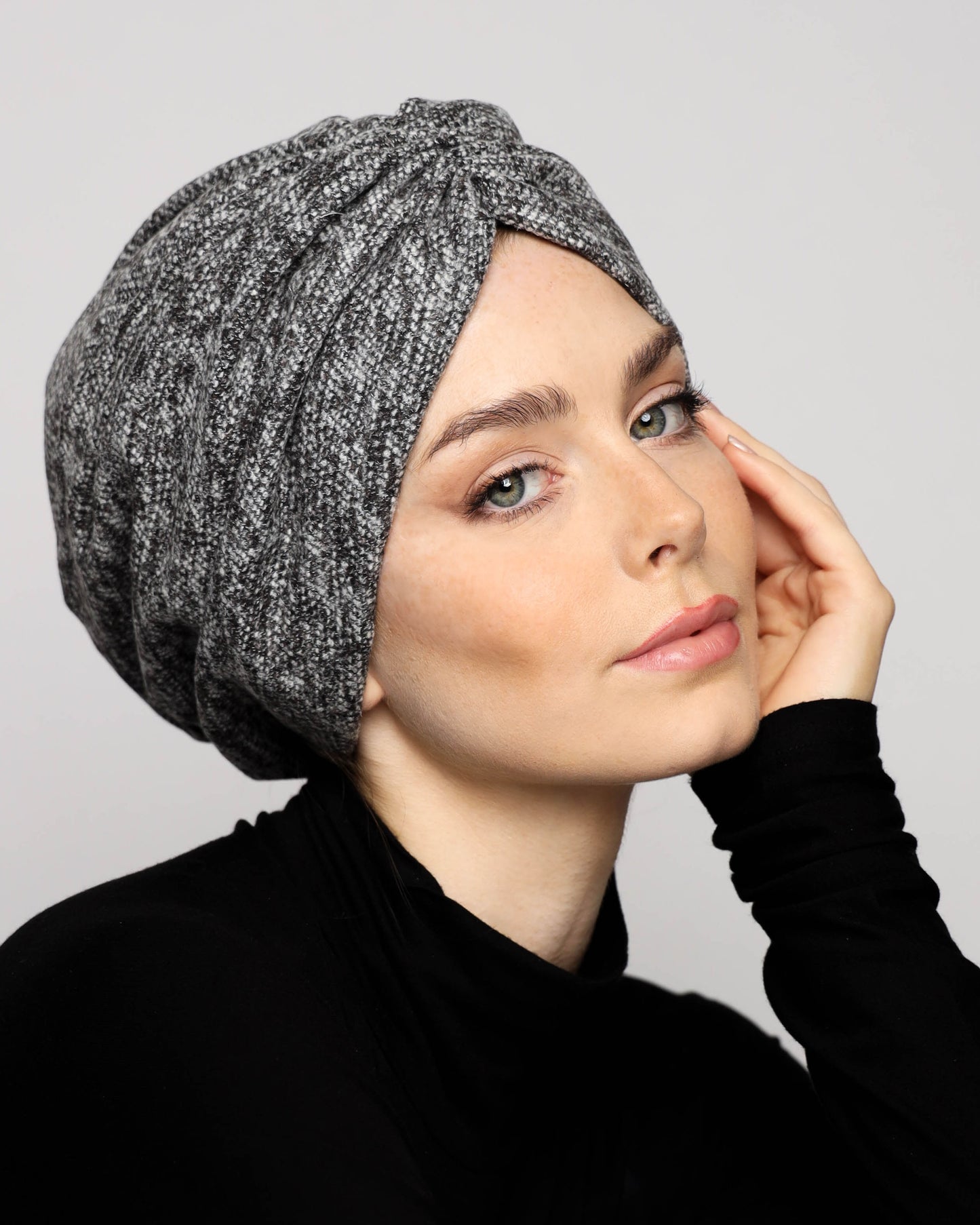 Grey Gathering Wool Turban