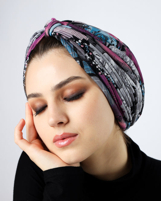 Dramatic lines turban