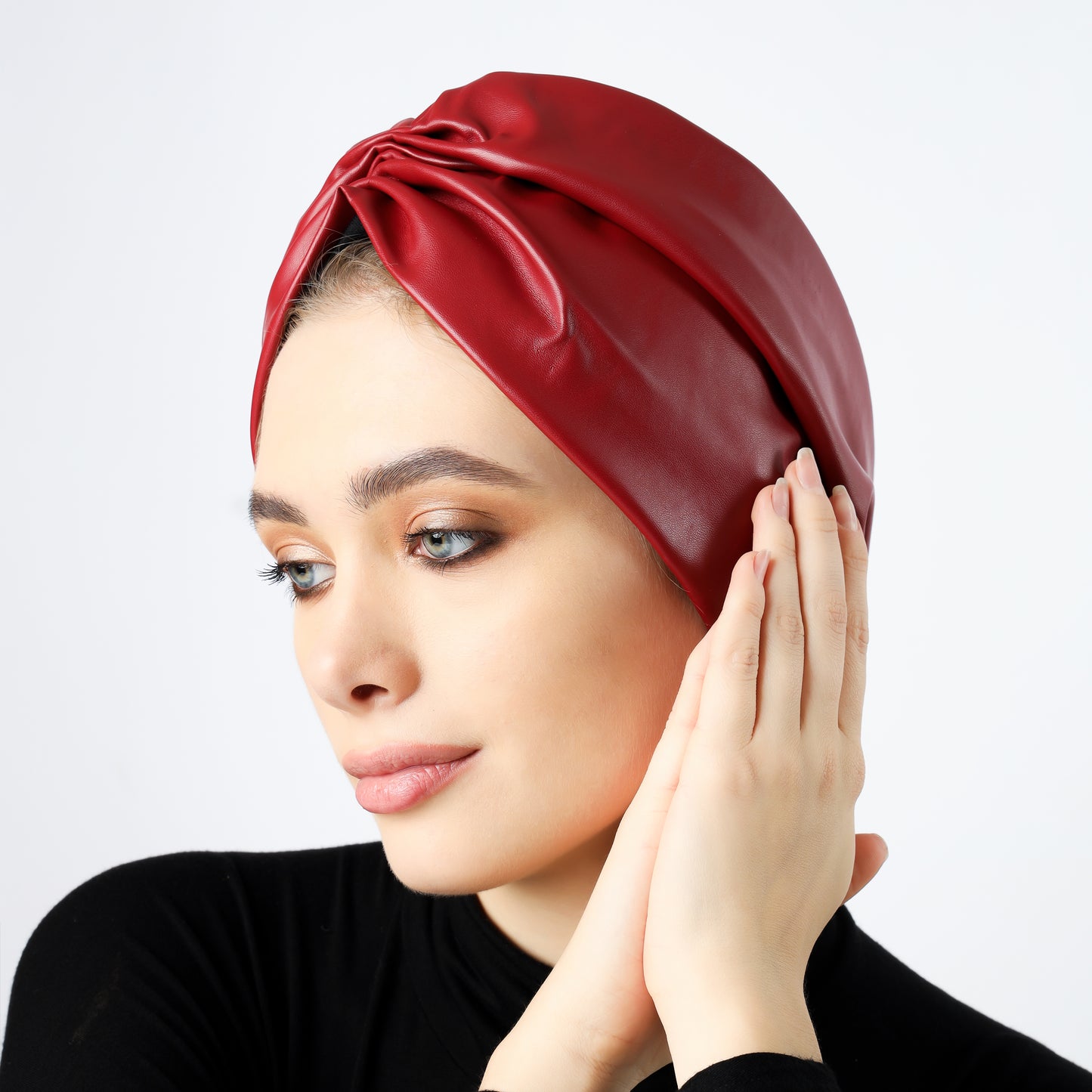 Gathering leather turban