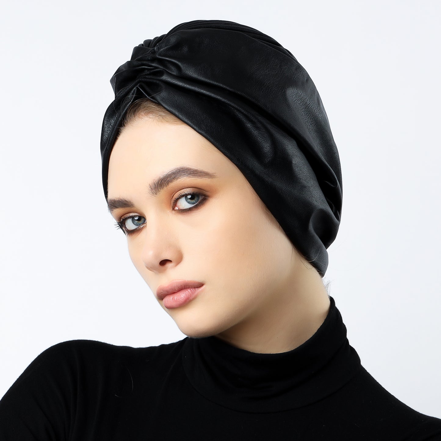 Gathering leather turban